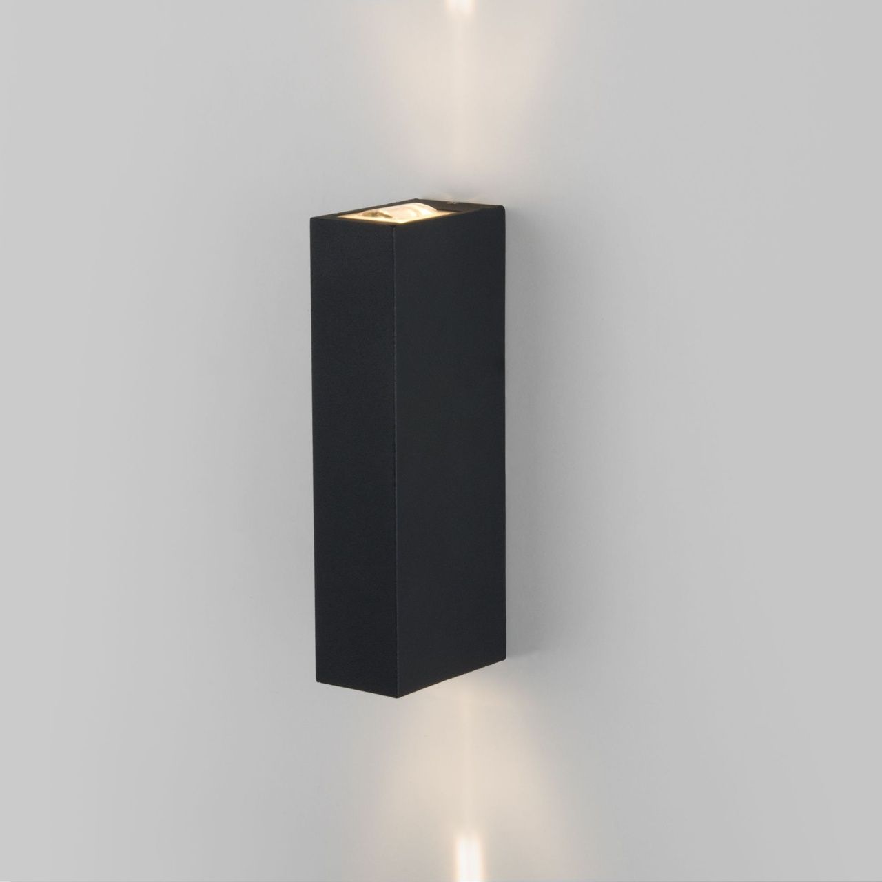 Уличный настенный светильник Blaze LED 3000K черный IP65 35136/W черный Elektrostandard
