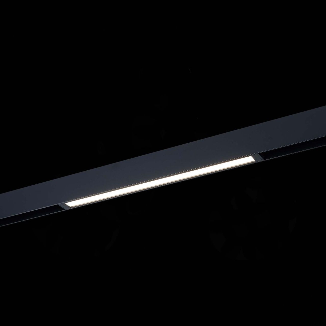 Светильник трековый ST LUCE SKYLINE 220 ST657.496.18H