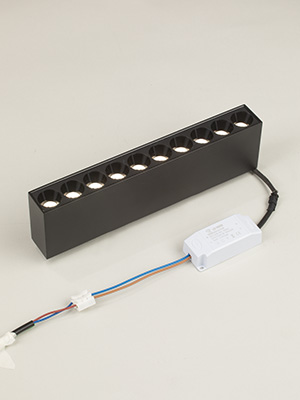 Накладной черный LED светильник с драйвером, 20Вт, 4000К,  36°, 1595лм