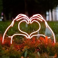 Неоновая лампа Heart Hands Neon Lamp Loft-Concept 46.173