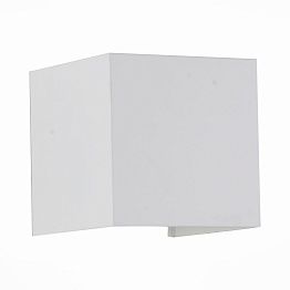 Уличный настенный светодиодный светильник ST Luce SL560.501.02